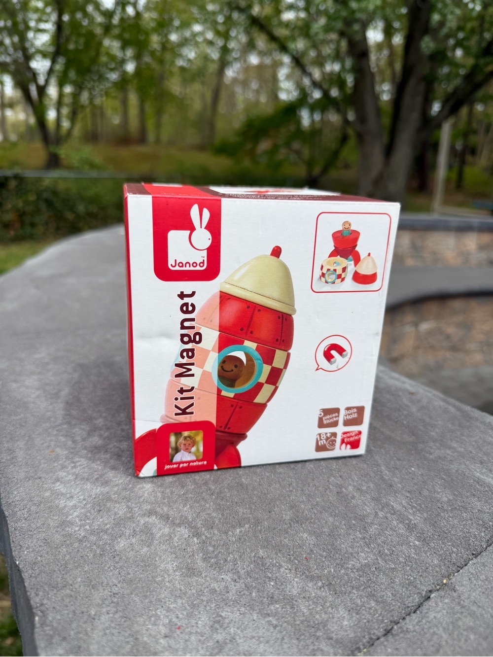 Janod Red Magnetic Rocket Toy